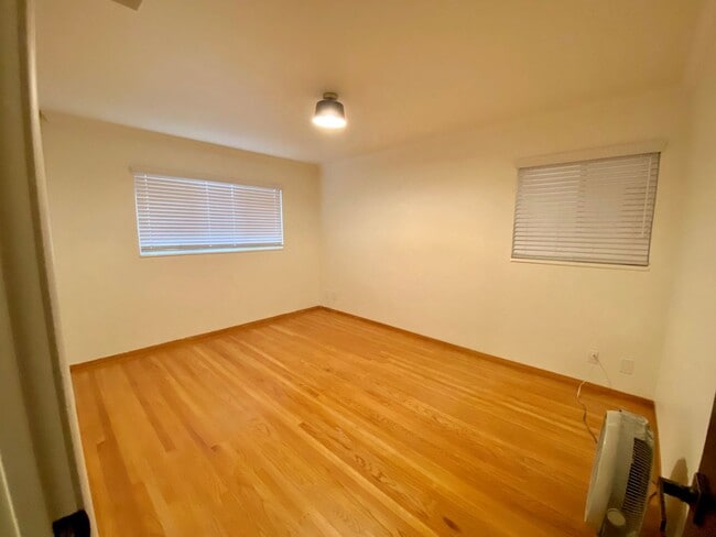 Building Photo - Recently Remodeled 3BD/2BA Southside Downtown Livermore Single-Family Home!