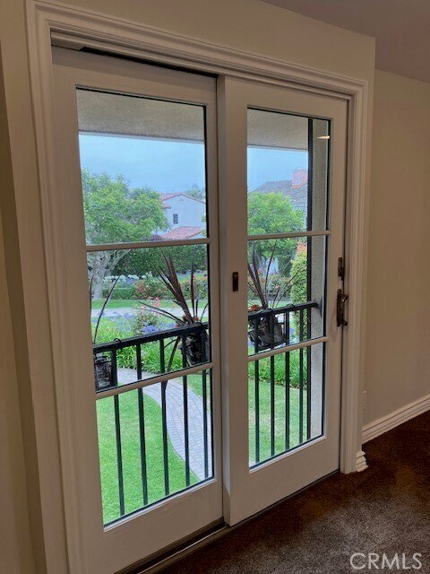 Building Photo - 57 Margate Square