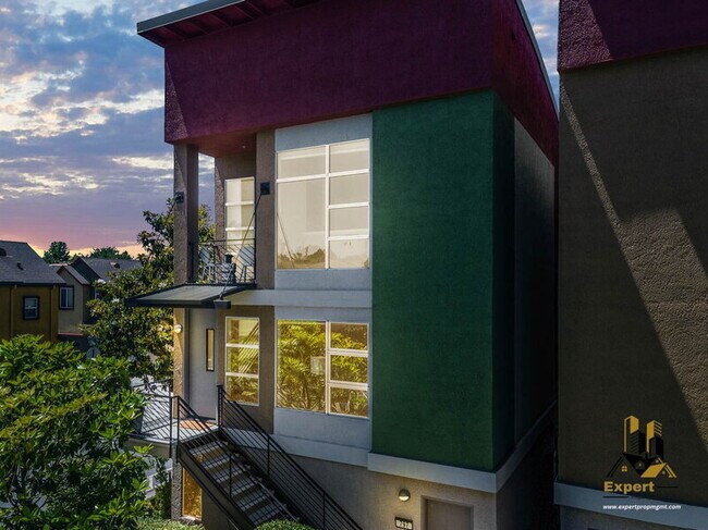 Building Photo - 797 Krypton Ct