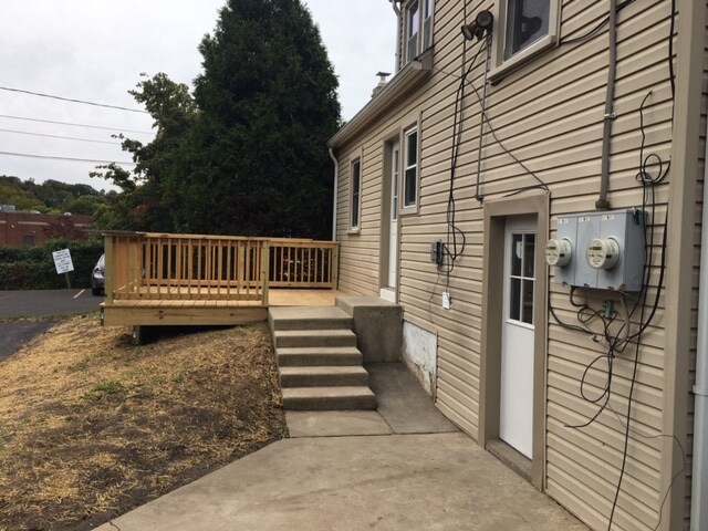 Building Photo - 1205 Easton Rd