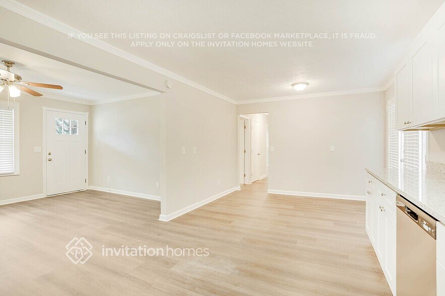 Building Photo - 116 Rosewood Dr