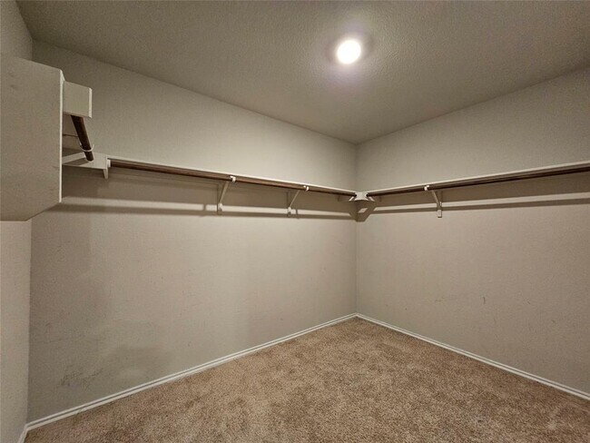Building Photo - 5816 Berriweather Dr