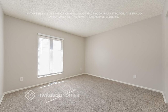 Building Photo - 4630 S Braun Ct