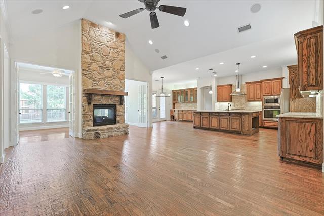 Building Photo - 1560 Karen Dr