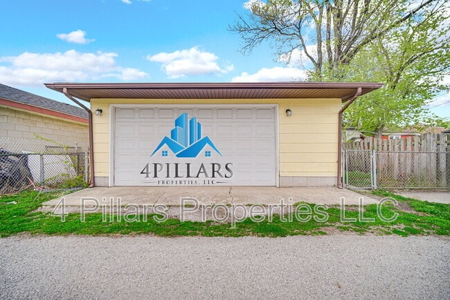 Building Photo - 648 Stewart Ct