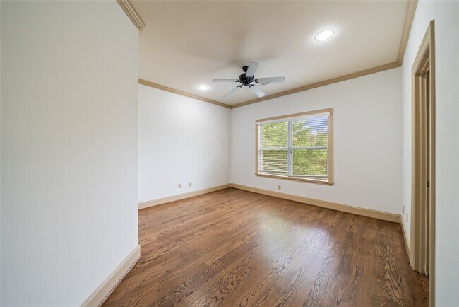 Building Photo - 4607 Regent Manor Dr