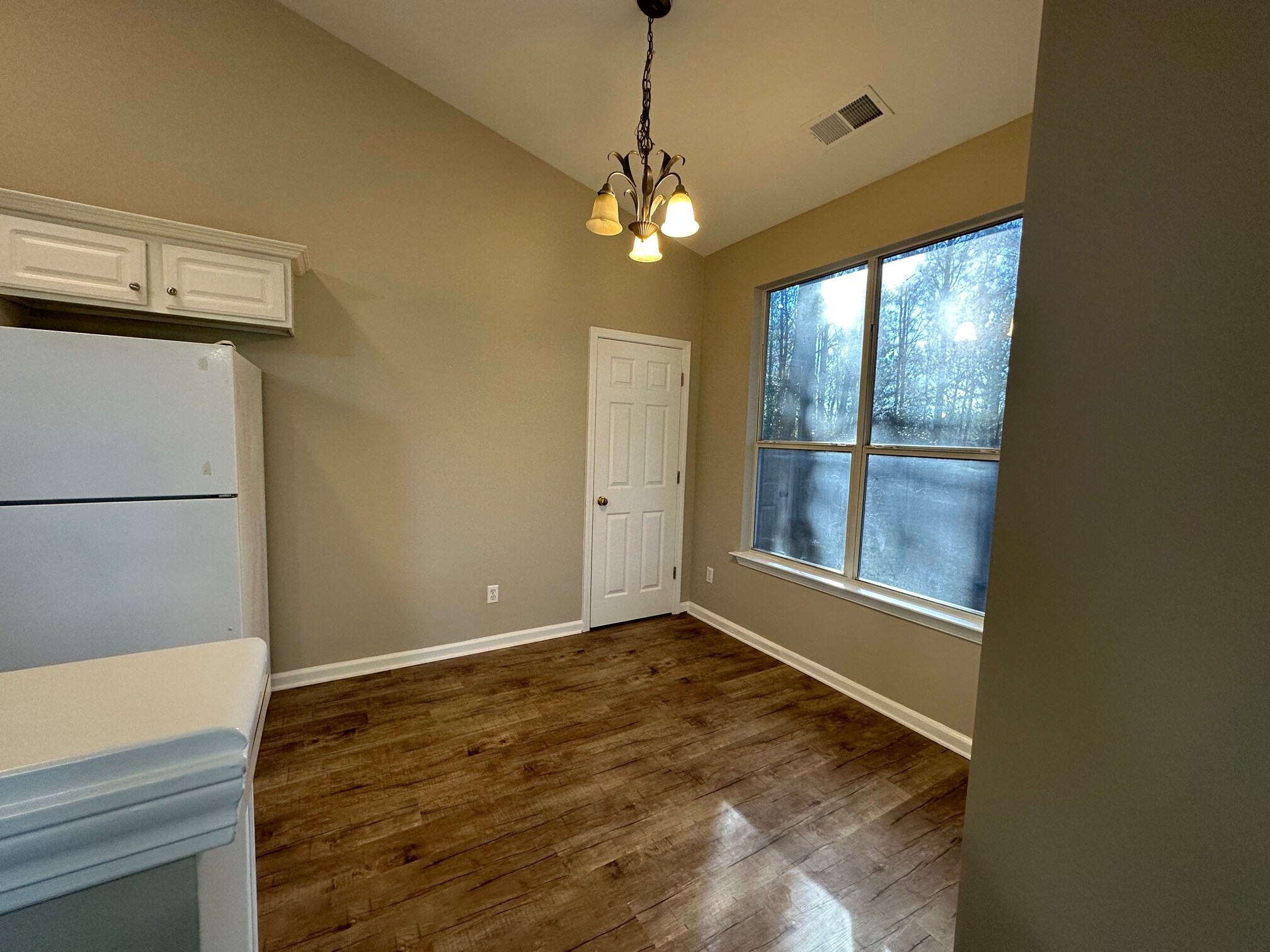 Building Photo - 108 Gardenside Dr