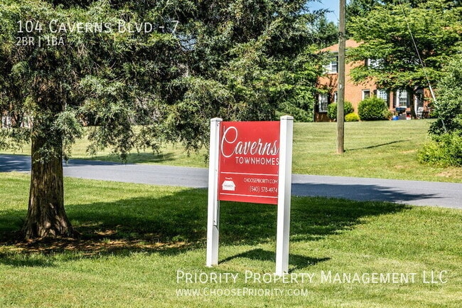 Building Photo - 104 Caverns Blvd