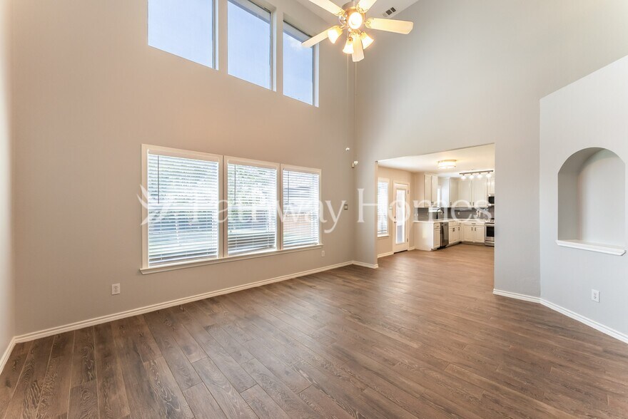 Building Photo - 212 Hereford Dr