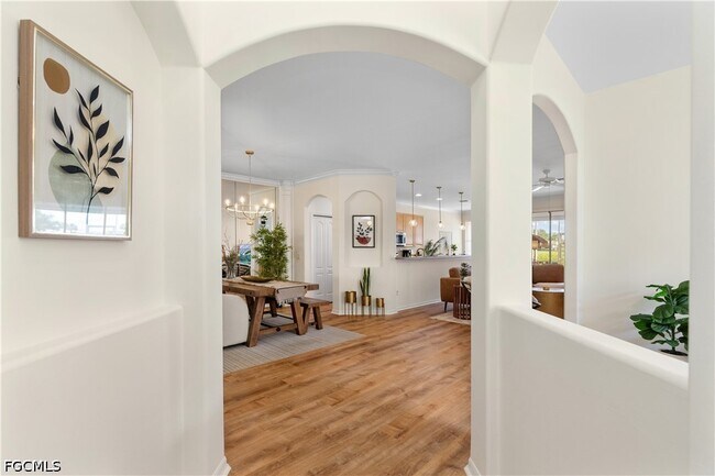 Building Photo - 1896 Crestview Way