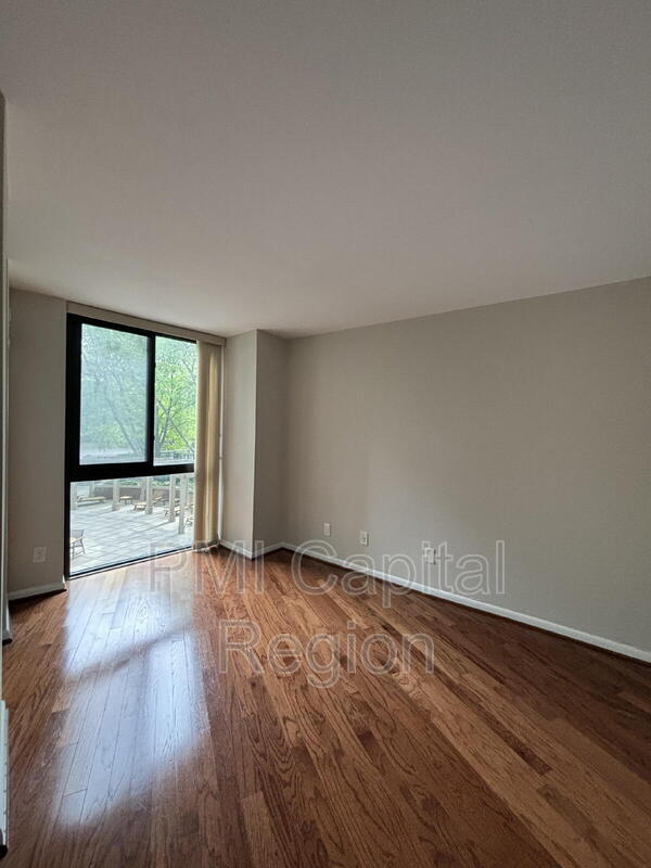 Building Photo - 4620 N Park Ave