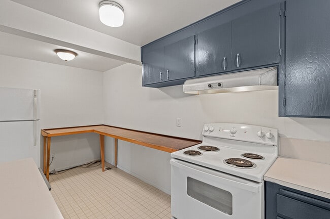 Building Photo - 5044 Sand Point Way NE