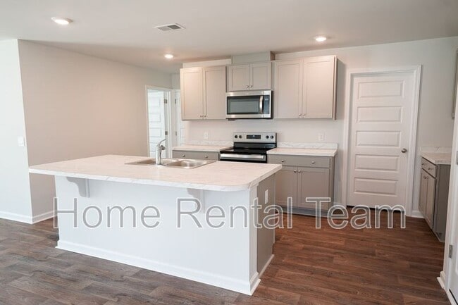 Building Photo - 133 Painted Lady Lp