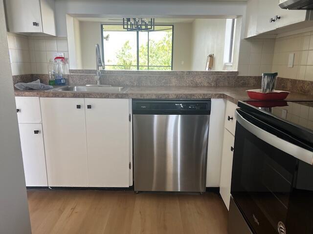 Building Photo - 3138 Via Poinciana