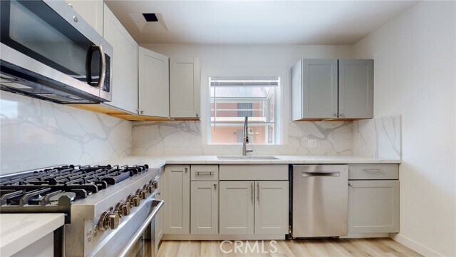 Building Photo - 239 3rd Ave