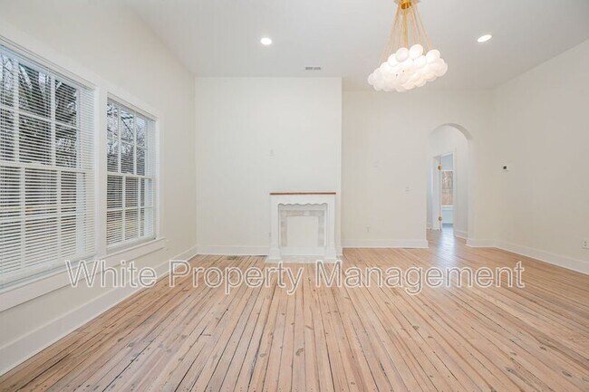 Building Photo - 3612 E Brief Rd