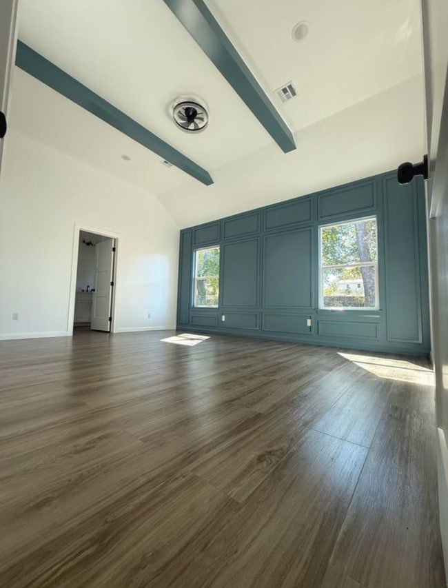 Building Photo - 201 S Boyd St