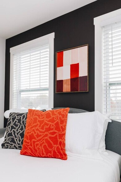 Building Photo - 1122 N Alexander St