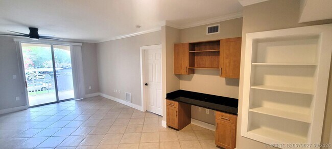 Building Photo - 6418 Emerald Dunes Dr