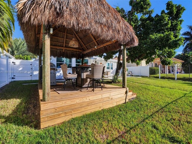 Building Photo - 1216 Guava Isle