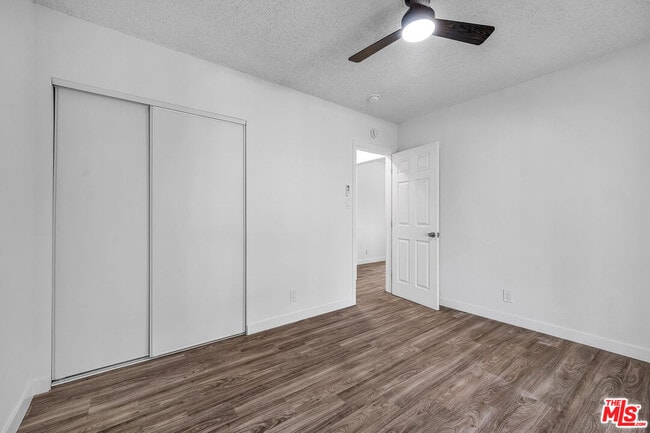 Building Photo - 1105 W 134th St