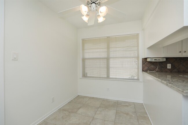 Building Photo - 4403 Omeara Dr