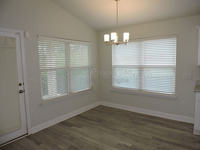 Building Photo - 4701 Muscoda St