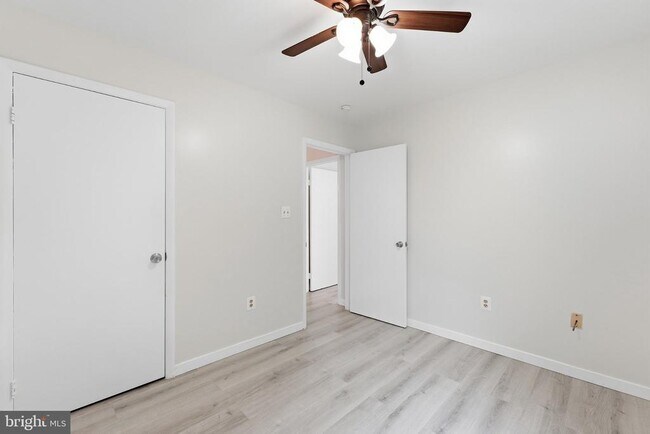 Building Photo - 4200 Gerry Ln