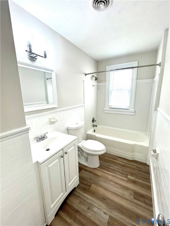 Building Photo - 2313 Greenway Ave