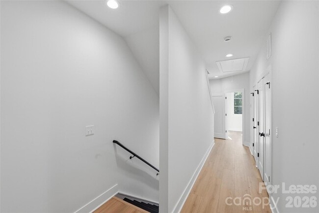 Building Photo - 1358 Briar Creek Rd