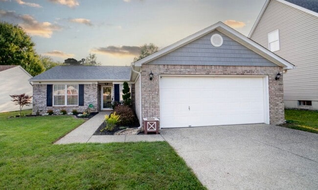 Primary Photo - Charming 3-Bed Home with Fenced Yard!