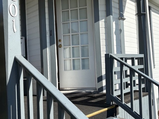 Building Photo - 2601 Grand Ave