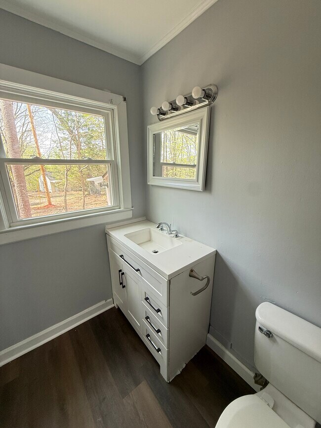 Building Photo - Myrtle