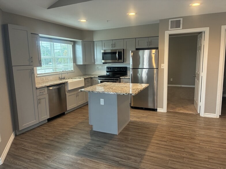 Building 8 Upgraded - Cobble Creek