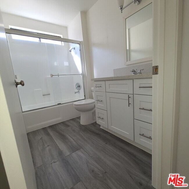 Building Photo - 5263 Corteen Pl