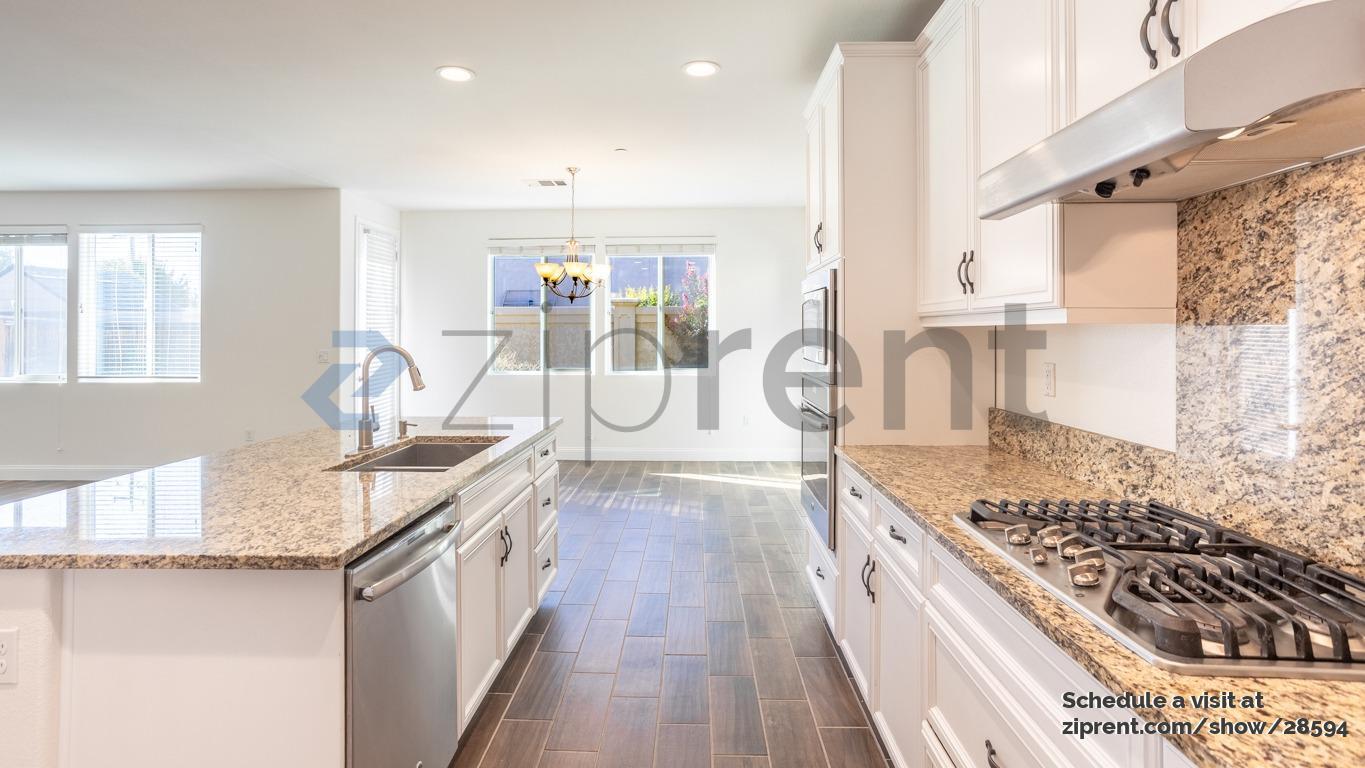 Building Photo - 51 Angra Way