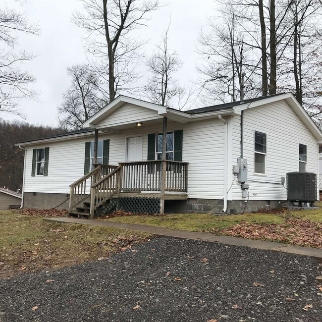 Building Photo - 205 King Dr