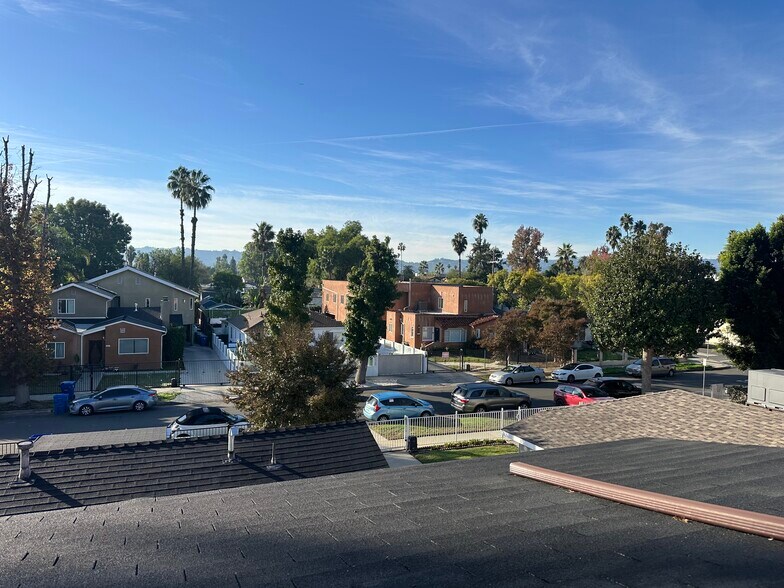 Building Photo - 14343 Tiara St