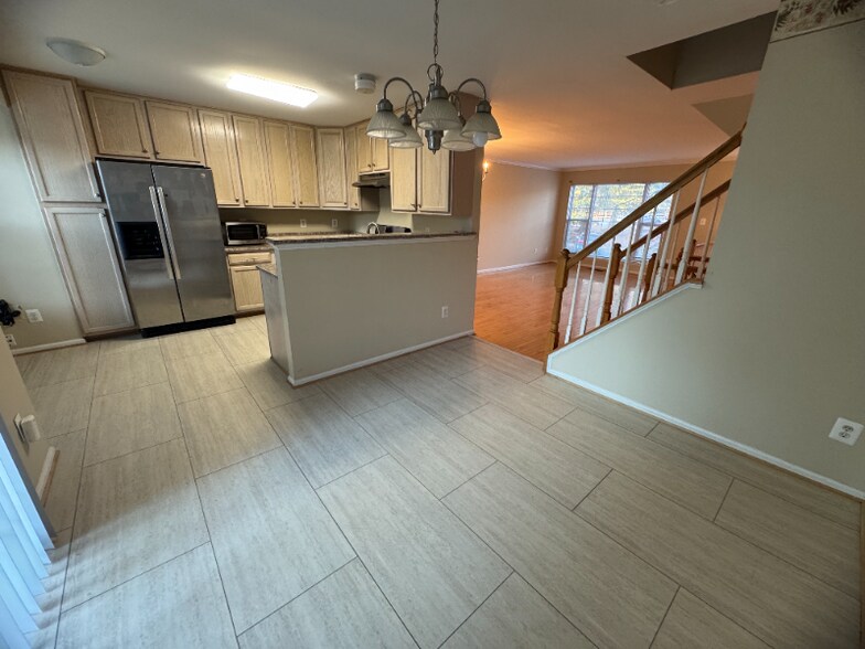 Building Photo - 3994 Mammoth Cave Loop