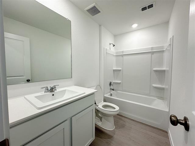 Building Photo - 814 Ponderosa Ln
