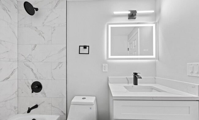 Building Photo - Sparrow Point #B