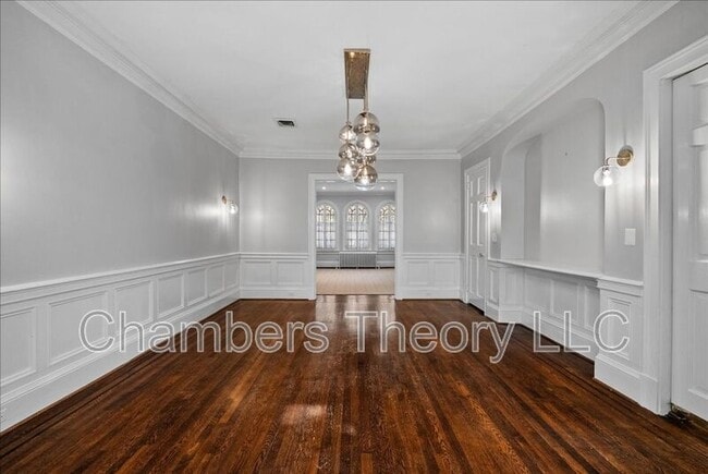 Building Photo - 2355 Ashmead Pl NW