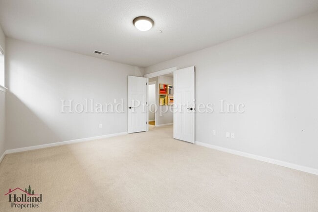 Building Photo - 12723 SW Willow Point Ln
