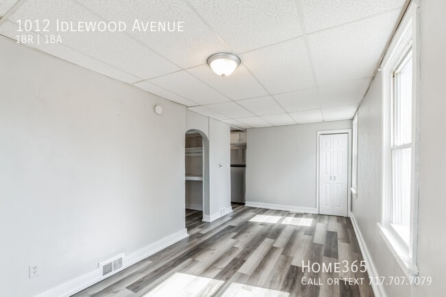 Building Photo - 1012 Idlewood Ave