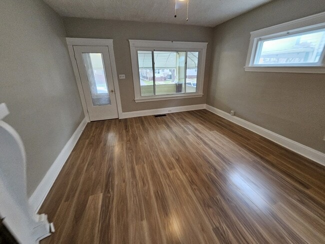 Building Photo - 4211 Spokane Ave