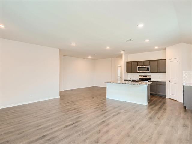 Building Photo - 2310 Hankinson Ln