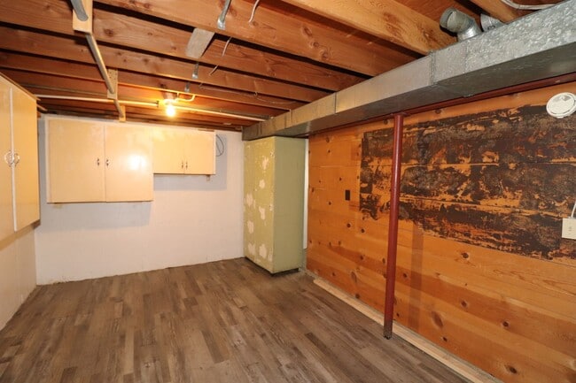 Building Photo - Spacious Home for rent!