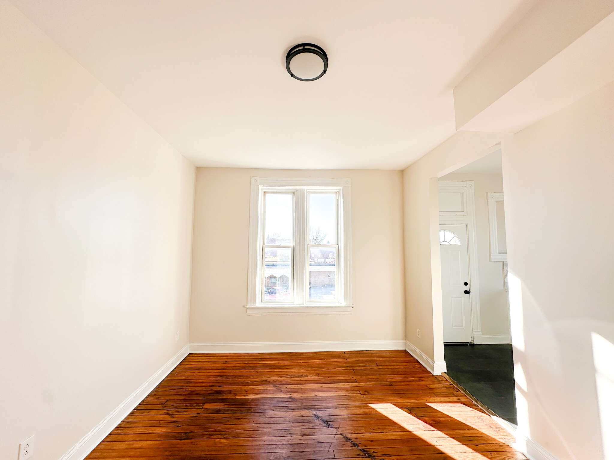 Building Photo - 3333 California Ave