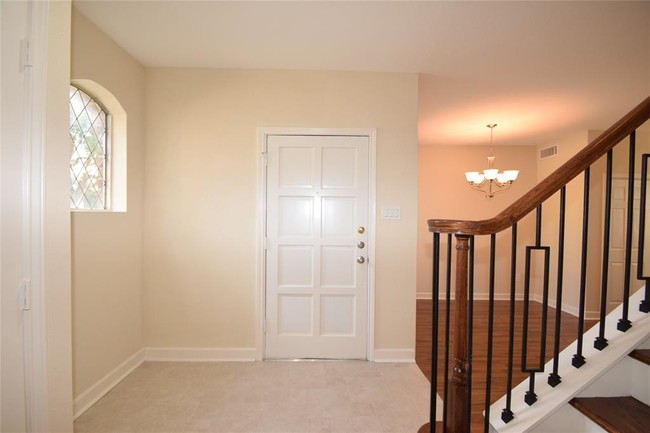 Building Photo - 15107 Kimberley Ct