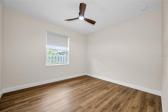 Building Photo - 522 Louden Ave